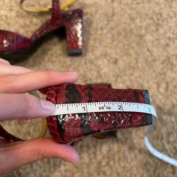 Size 36 FENDI Snake Skin Heels Leather - Picture 9 of 9